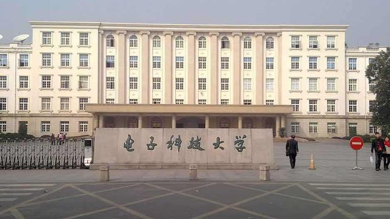 固态继电器与电磁继电器：可靠性对比解析