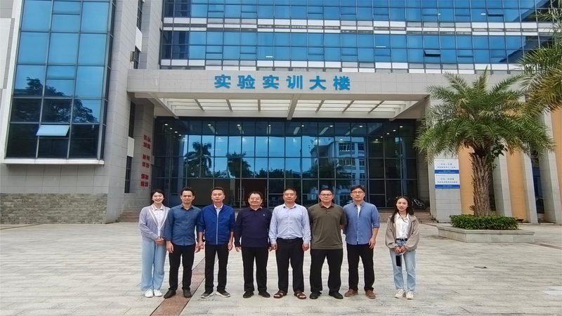 成都工业连接器：揭秘其关键技术与应用场景